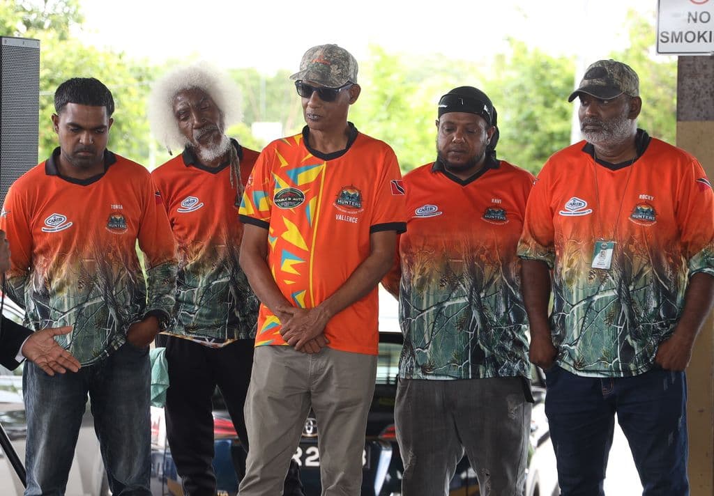 Decapitated, decomposing body found in Icacos