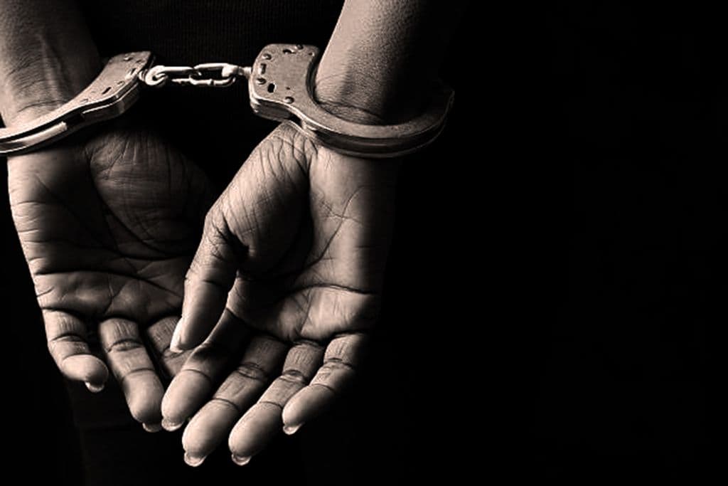 Pregnant woman among 2 to be charged for acid attack on hairstylist