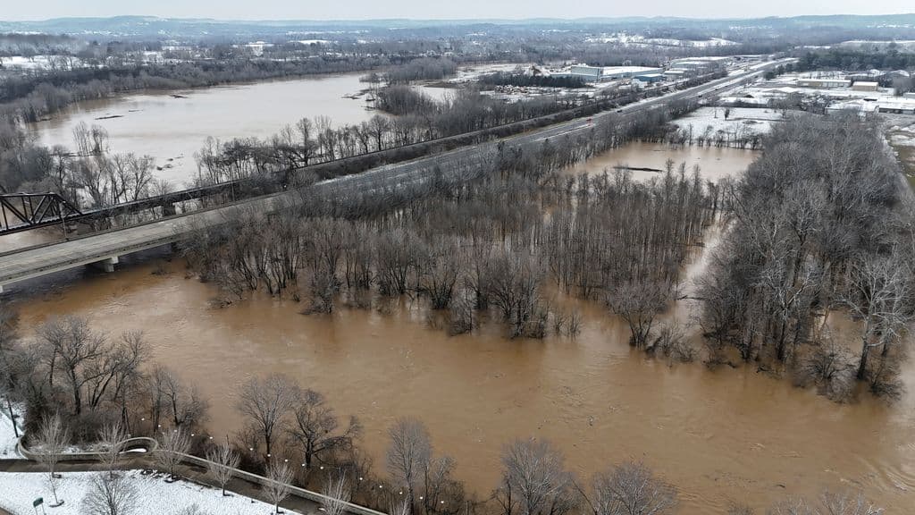 ‘Life-threatening cold’ expected as polar vortex stretches across U.S. after deadly weekend flooding