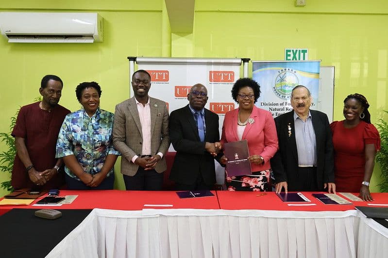 UTT Signs MoU with Tobago House of Assembly (THA)