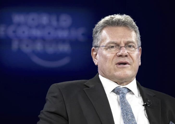 EU official meets with Trump counterparts to resolve tariff threats