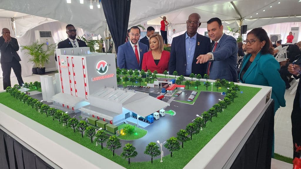 PM: Foreign exchange wasted on Carnival costumes