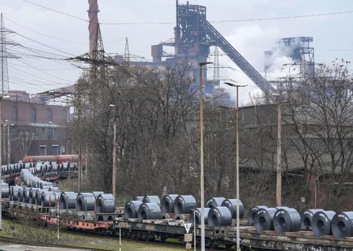 EU slaps tariffs on produce from Republican states