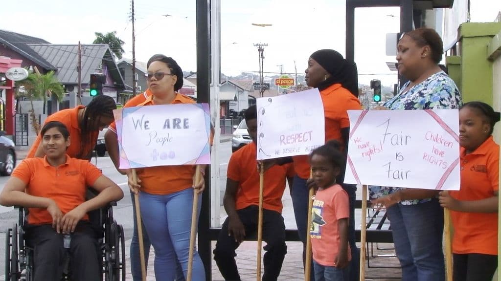 Parents protest after Princess Elizabeth nurses cancel transport for children to Games