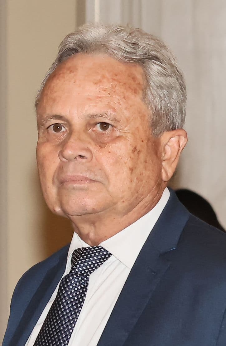 Imbert threatens to sue 9 for social media posts