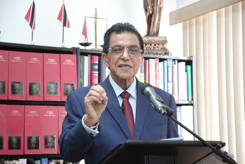 Ex-AG, criminologist urge caution on stand-your-ground law