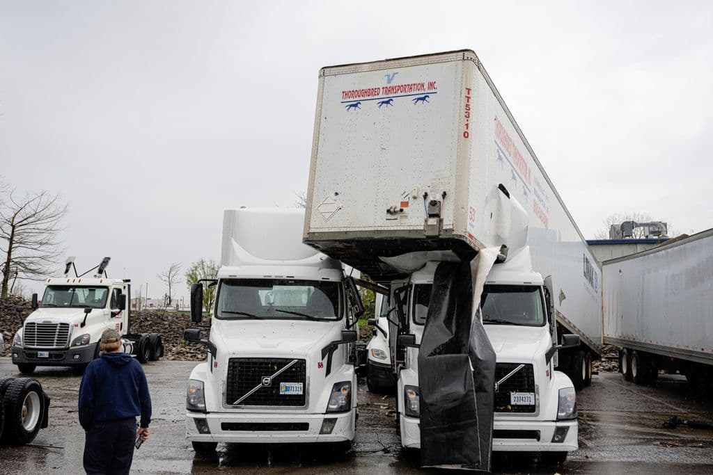 Violent storms cut through South and Midwest, spawning tornadoes, killing 4