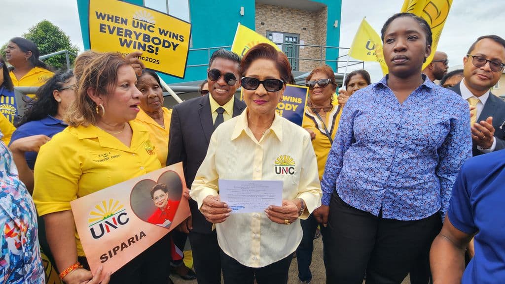 Kamla: No devaluation under my watch