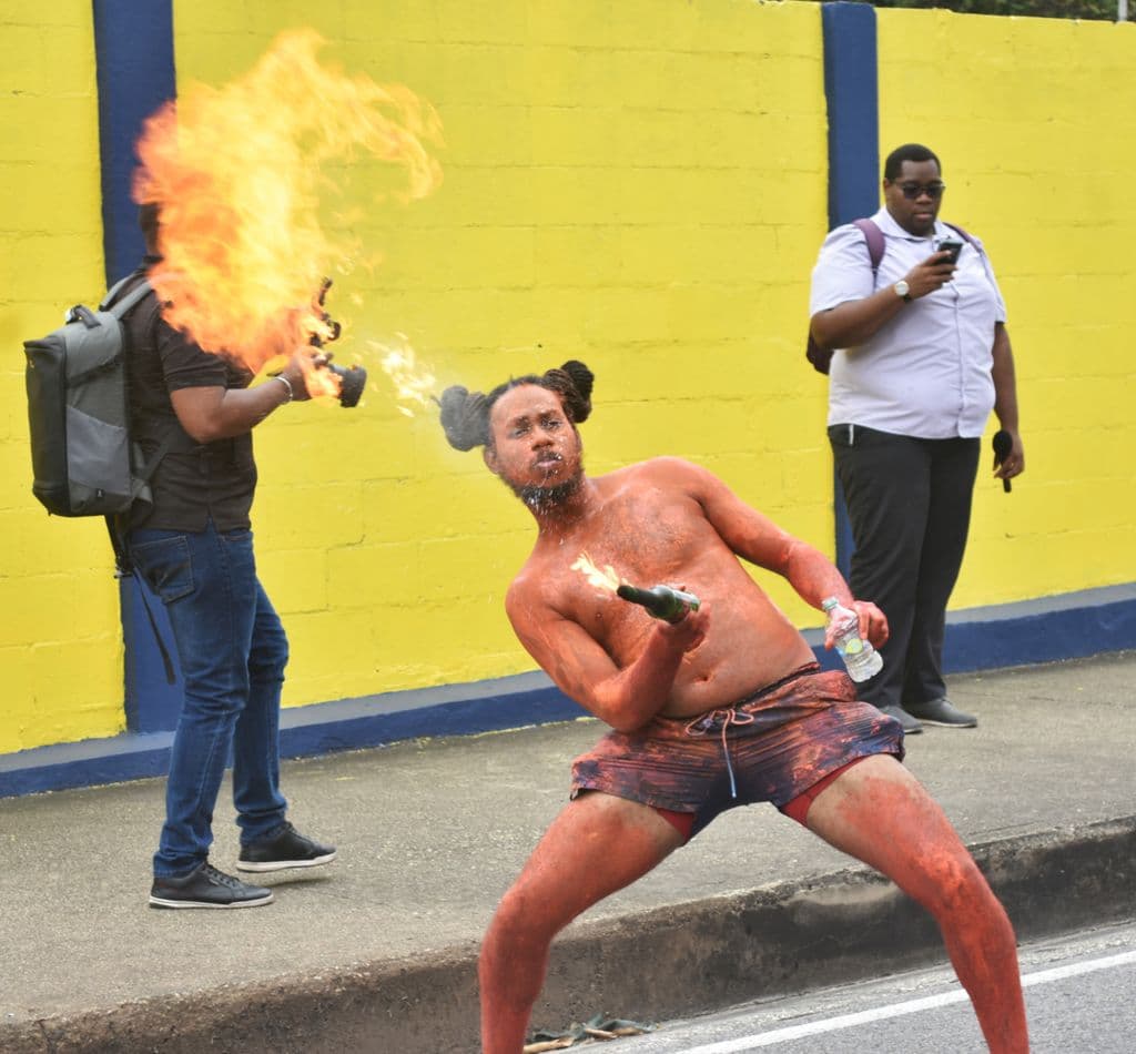 Carnival atmosphere as Young, Phillip file nomination papers