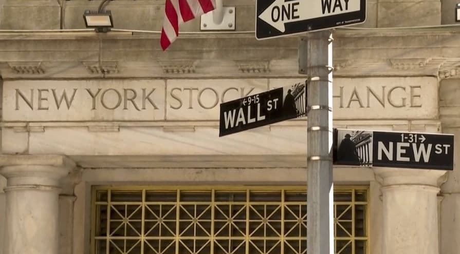 US stock market closed lower after Trump’s latest tariff threats