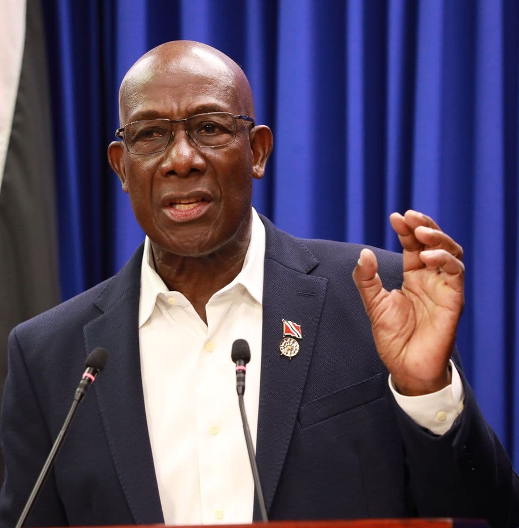 Rowley signs on to CARICOM ‘zone of peace’ declaration