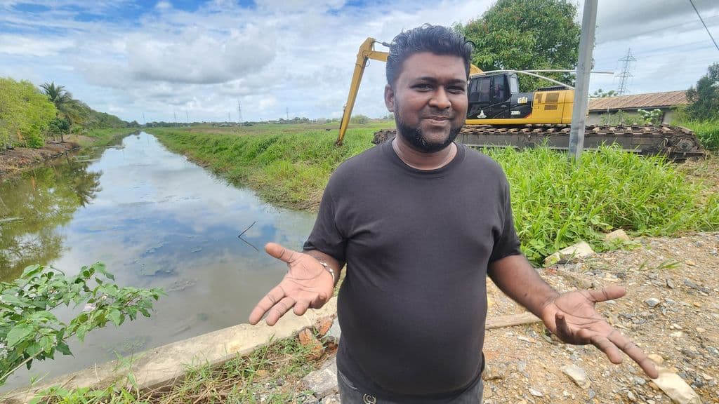 Woodland residents demand urgent flood relief