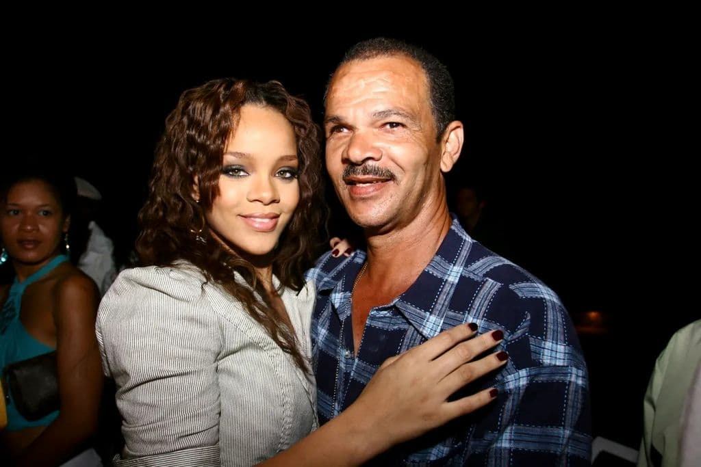 Rihanna's father passes away