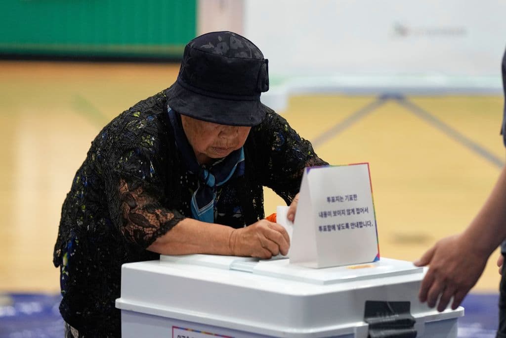 Exit poll projects liberal candidate Lee to win South Korean presidency