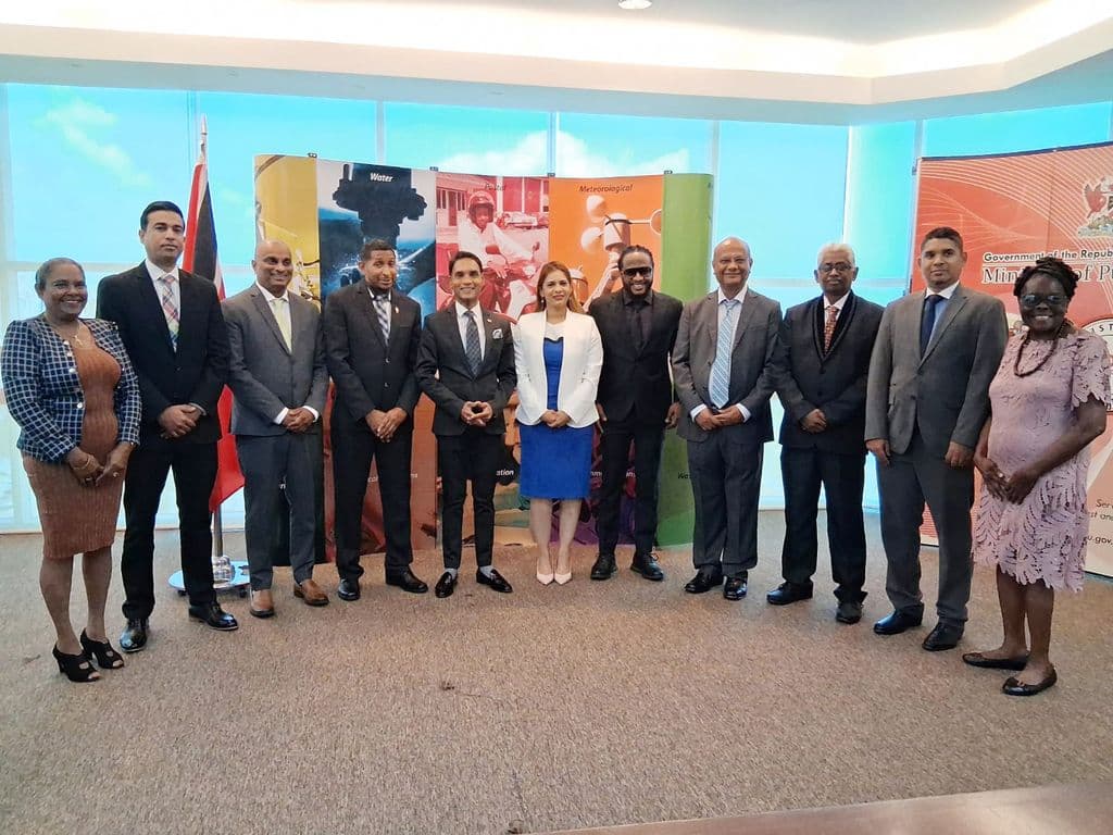 Persad-Bissessar: CAL in the red