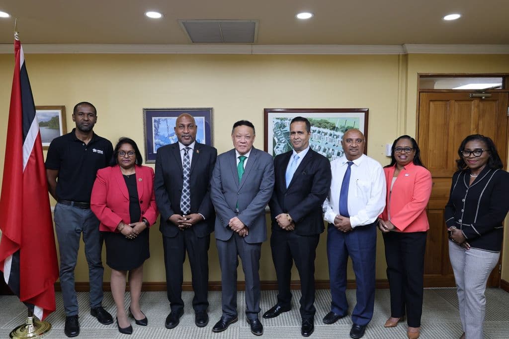 Habitat for Humanity meets with Housing Ministers