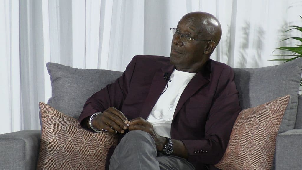 Former PM returns to his first love