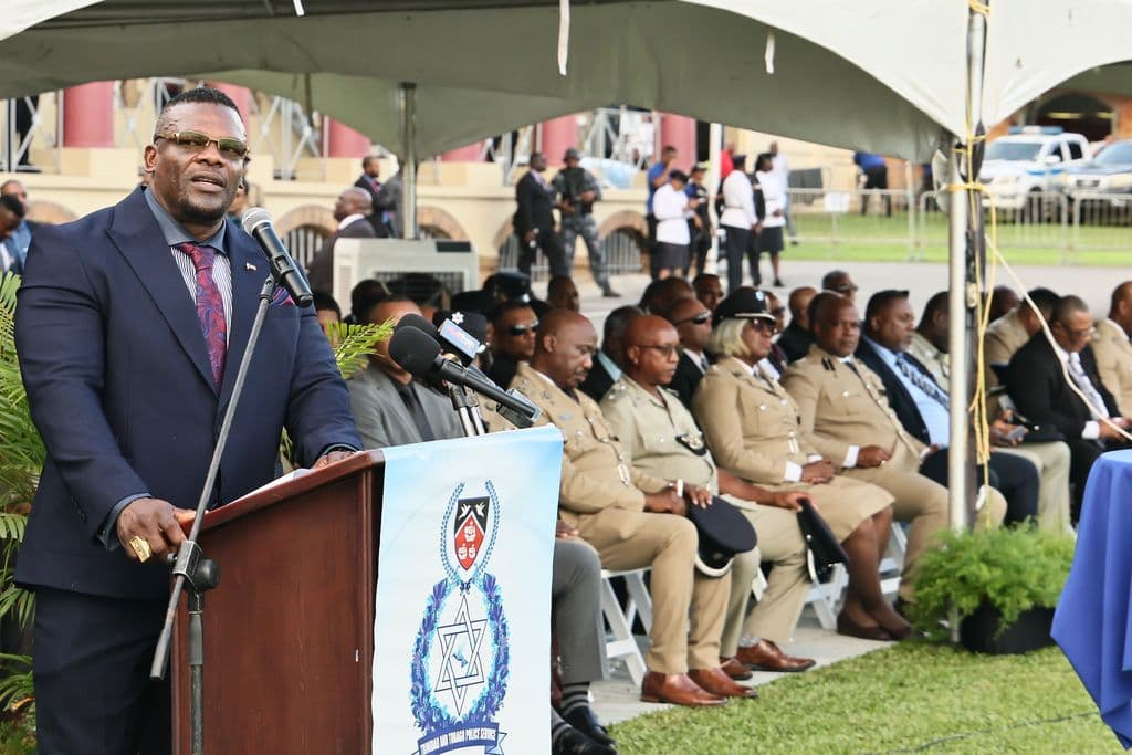 Homeland Security Minister prefers bulletproof vests over body cams