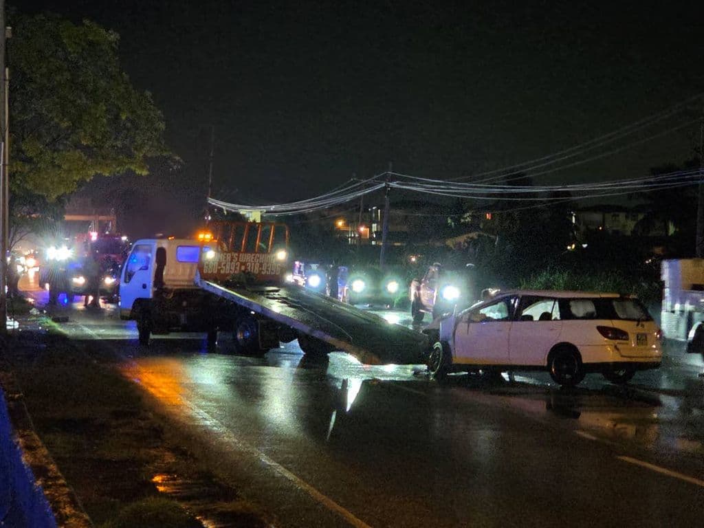 Suspect in prison officer shooting dies