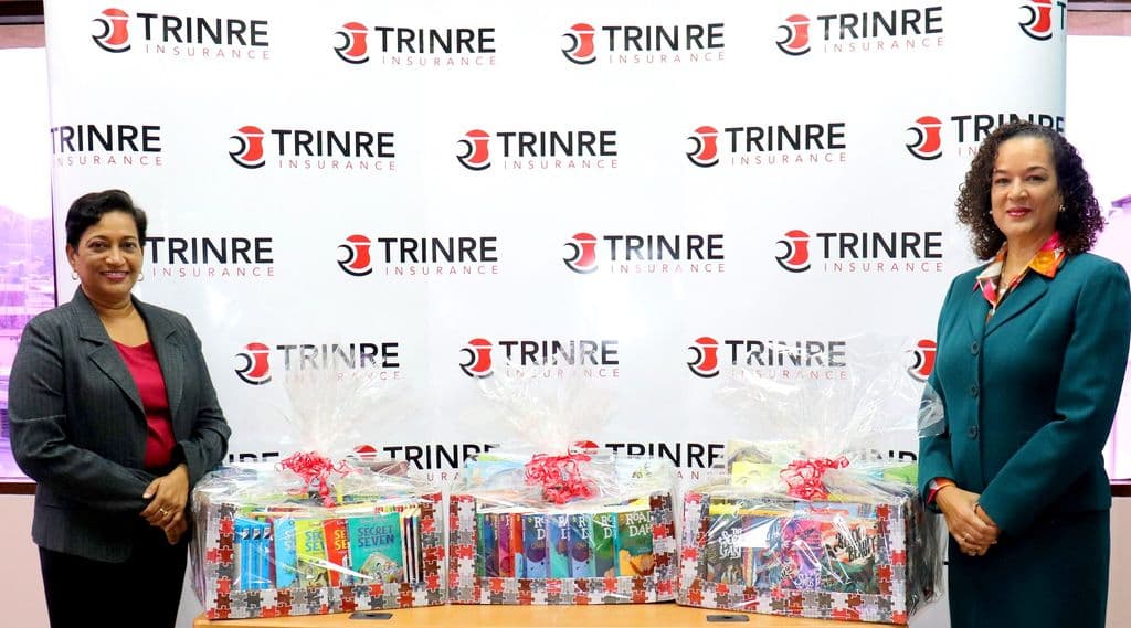 Trinre donates books to Hardbargain Govt