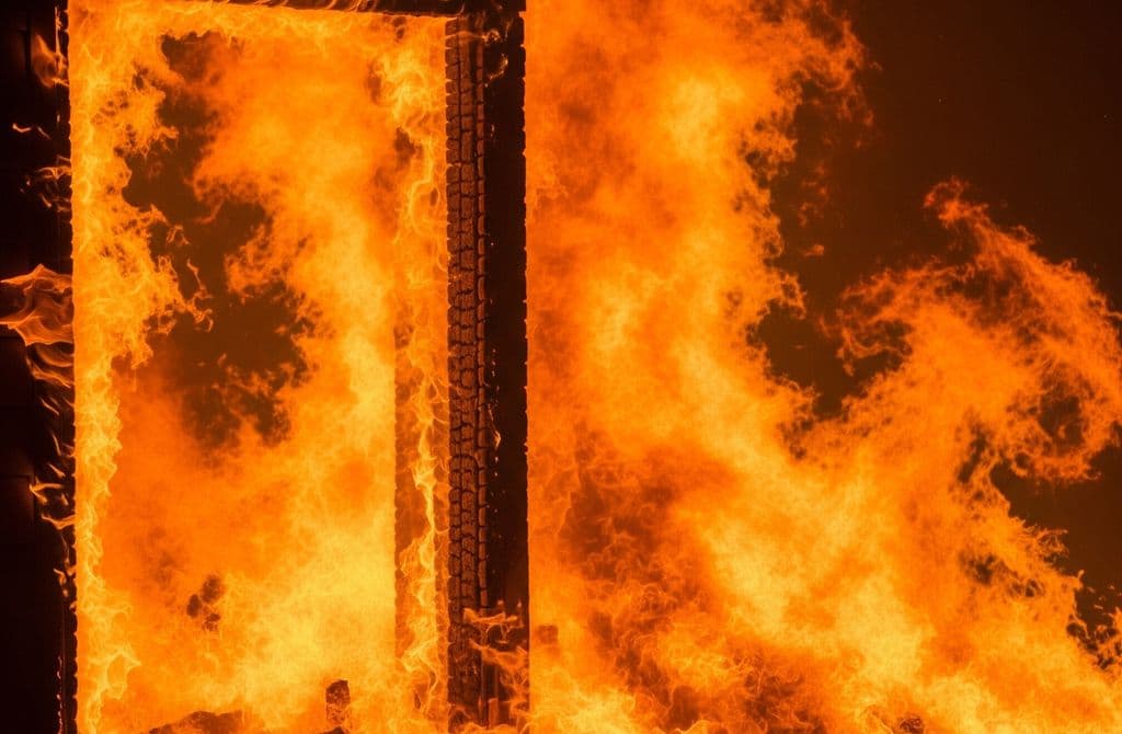 Elderly man found dead after Sealots house fire