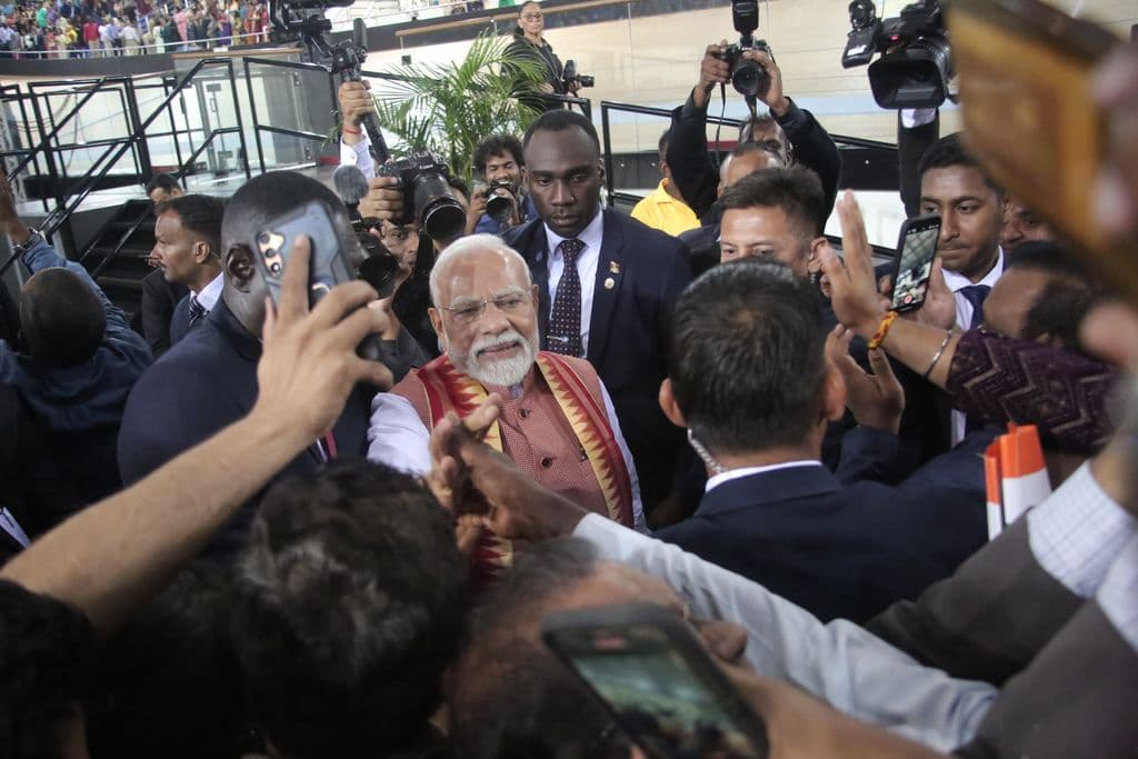 Modi invites Trinis to India; says 6th generation children will soon get overseas citizenship privilege