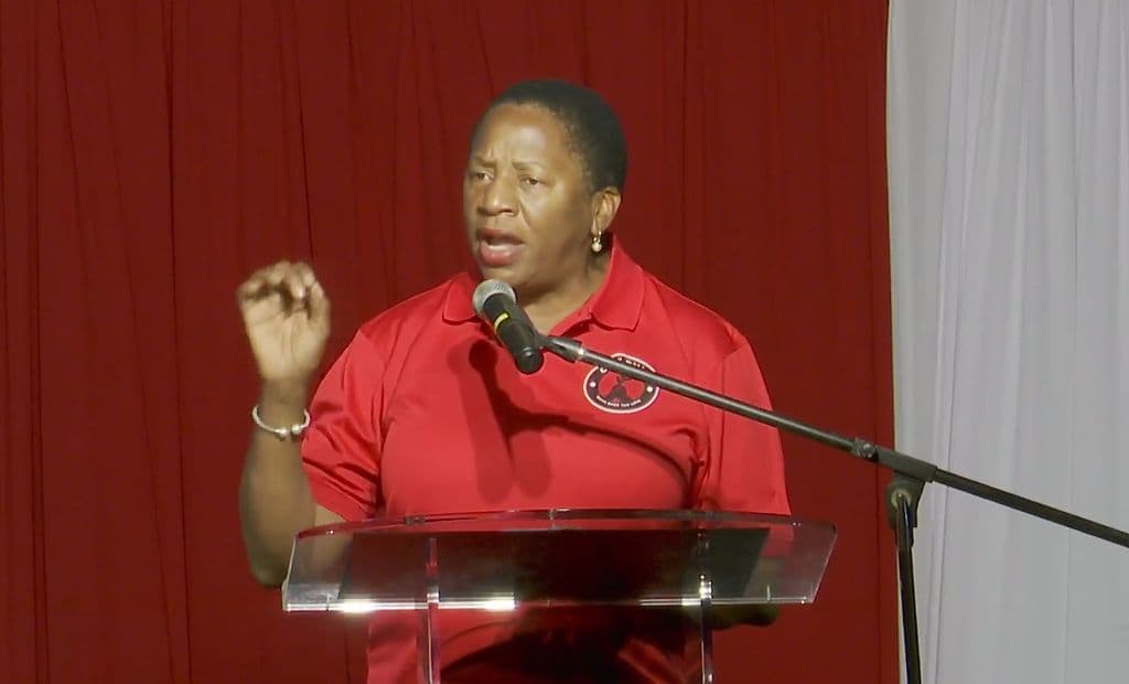 Beckles offers to work with Govt on crime fight