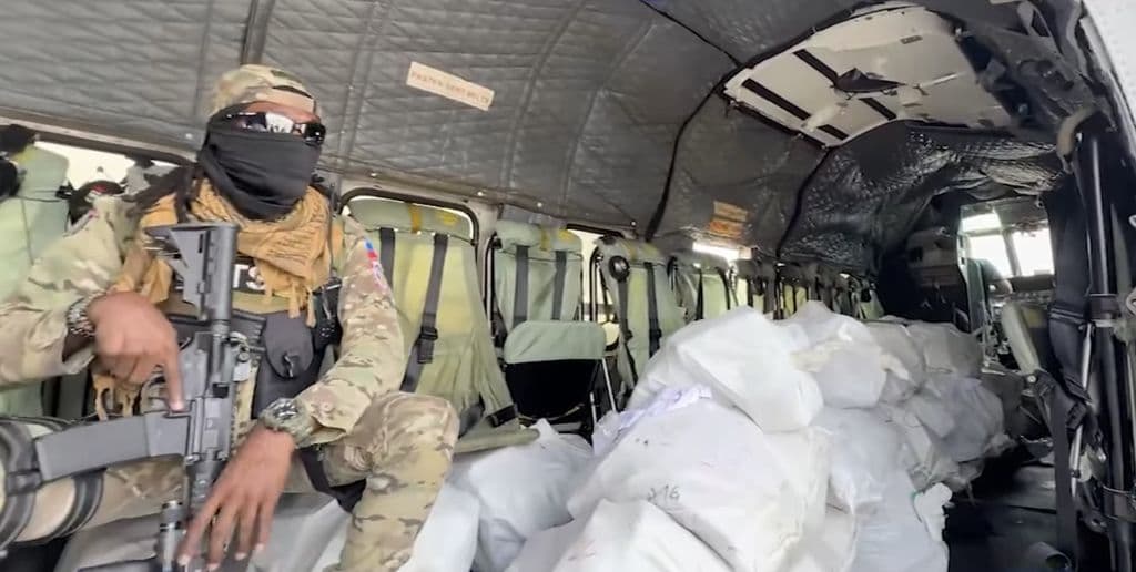 Police in Haiti seize a tonne of cocaine in a boat raid that leaves 3 suspects dead