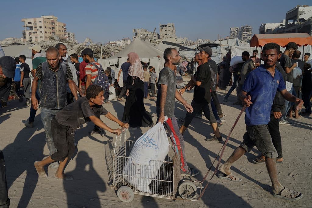 Israel begins limited pause in fighting in Gaza as hunger concerns mount
