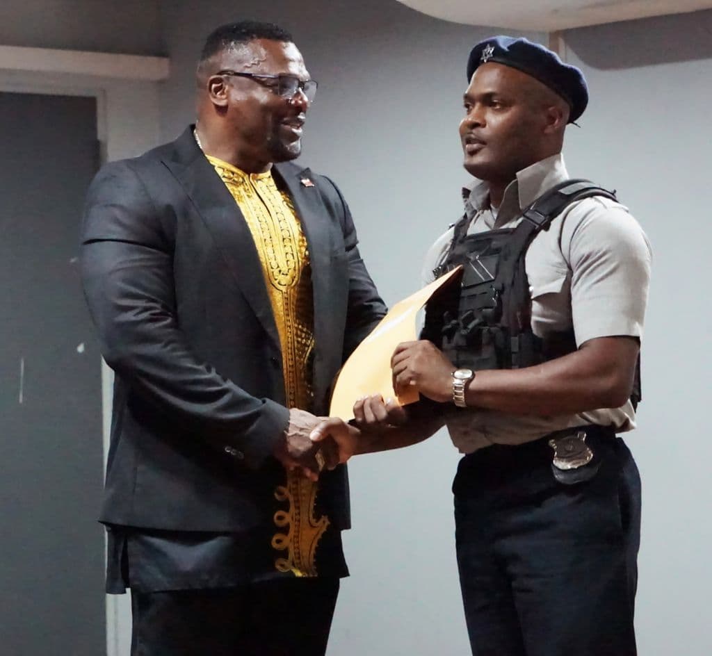 Over 100 officers get commendations for ‘selflessly placing themselves in danger’