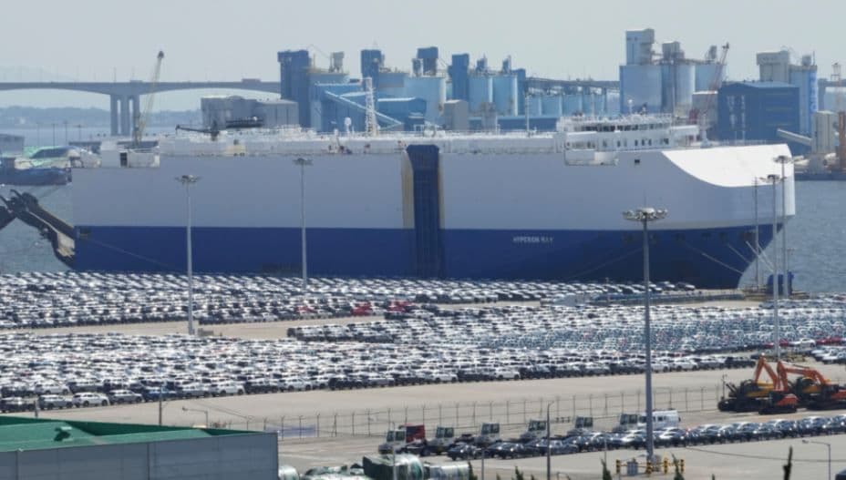 US import taxes hit levels not seen in nearly 100 years