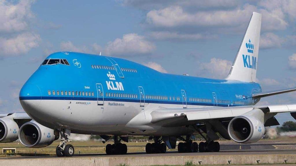 KLM warns customers of data breach