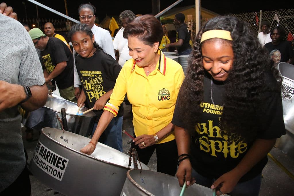 PM warns MPs over alleged links to PNM, corrupt elites