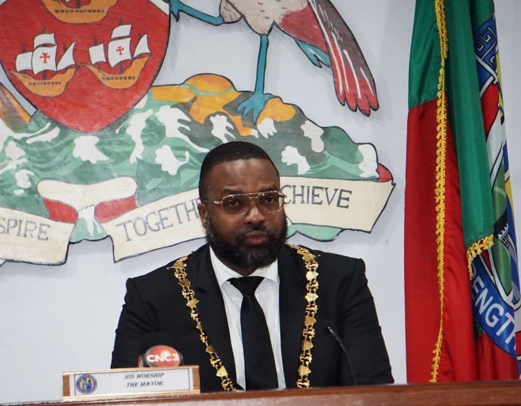 Mayor unveils traffic plan and cleanup push for capital