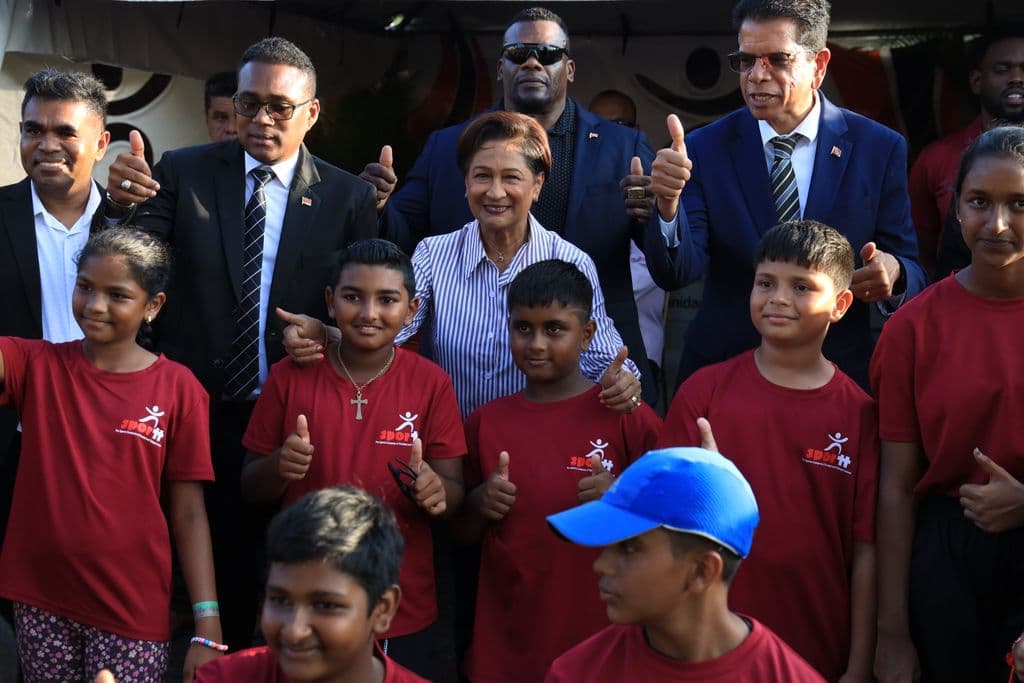 PM: Govt will do all it can to save public sector jobs