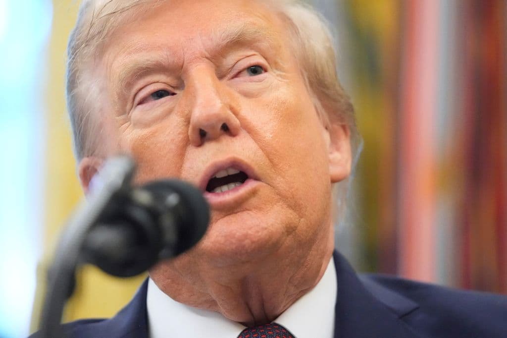 Trump says US has carried out strike against drug-carrying vessel that departed from Venezuela