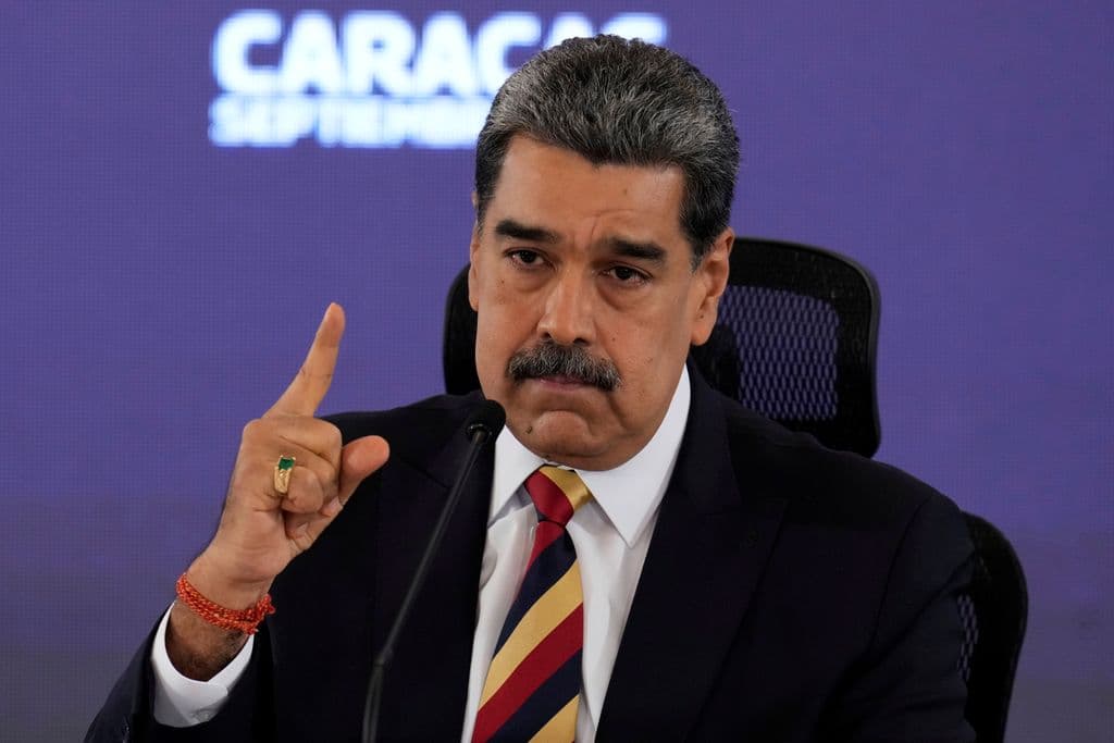 Maduro threatens general strike if US intervenes