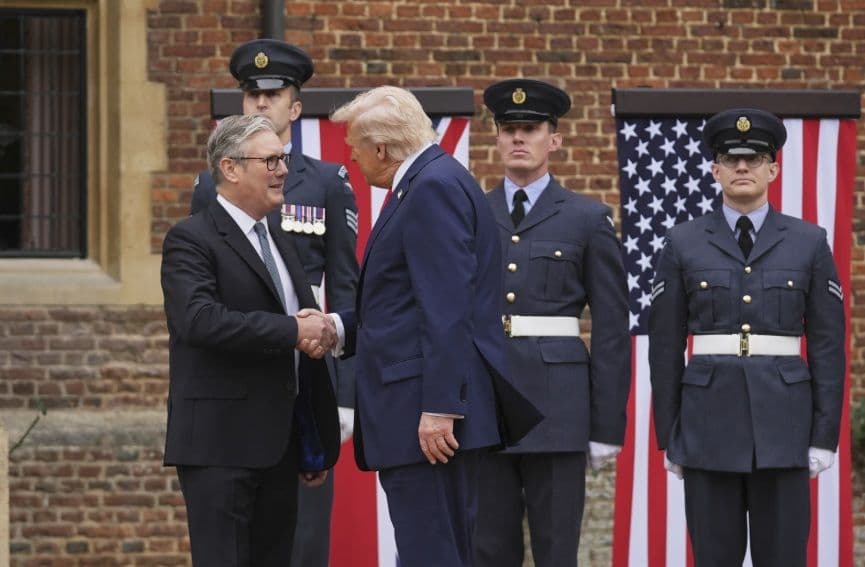 Trump discusses trade and tech with Starmer