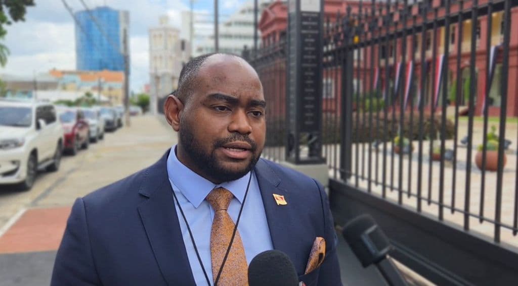 Sobers: UK visa talks ongoing