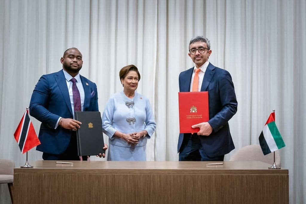 T&T signs visa-free waiver with UAE