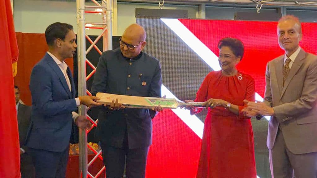 PM vows to tackle brain drain at diaspora forum in NY