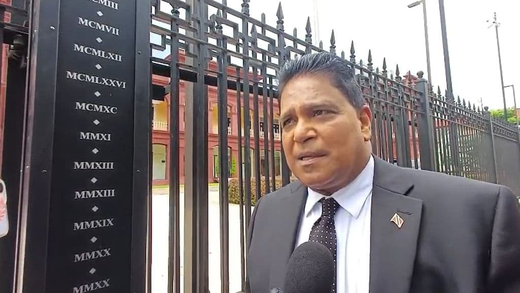 Ministry reaches out to striking quarry operators