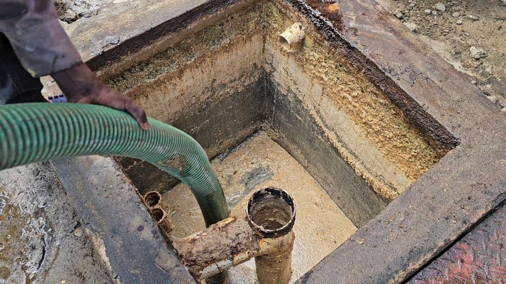 Raw sewage leaks into sea at Mt Irvine