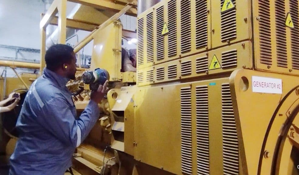 Lightning bolt causes temporary power outage at Mount Hope hospital