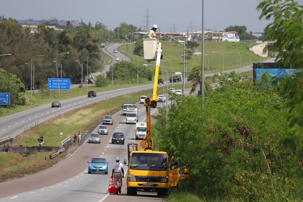 OWTU hails new T&TEC board as COLA payments roll out for staff