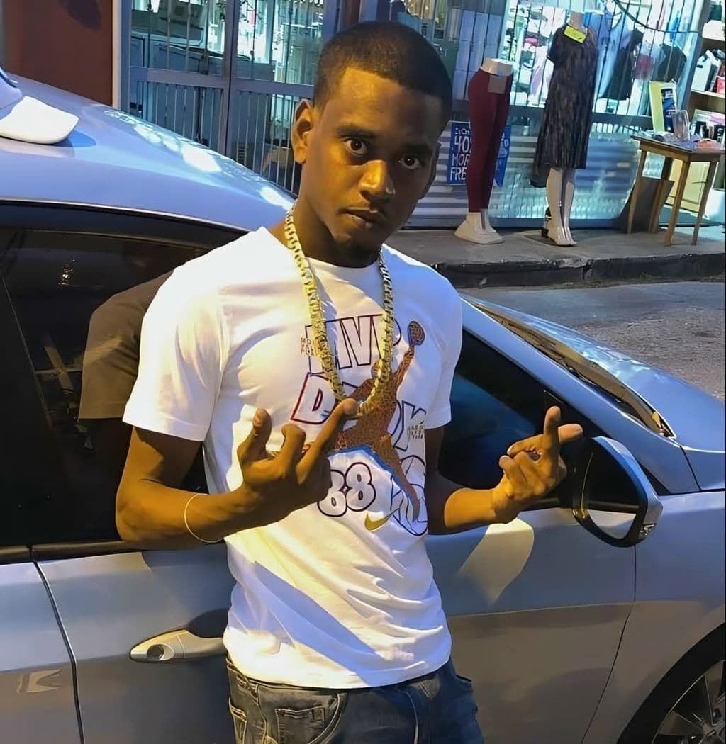 ‘Peacemaker’ trying to part fight