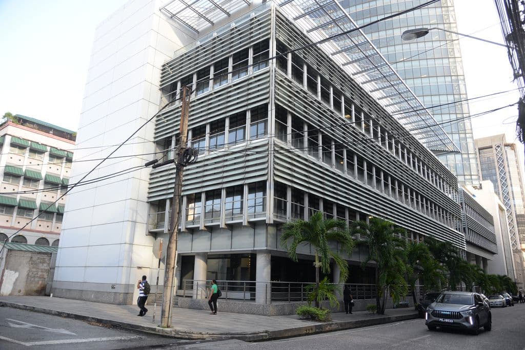 Education Ministry workers withhold services due to mould infestation​​​