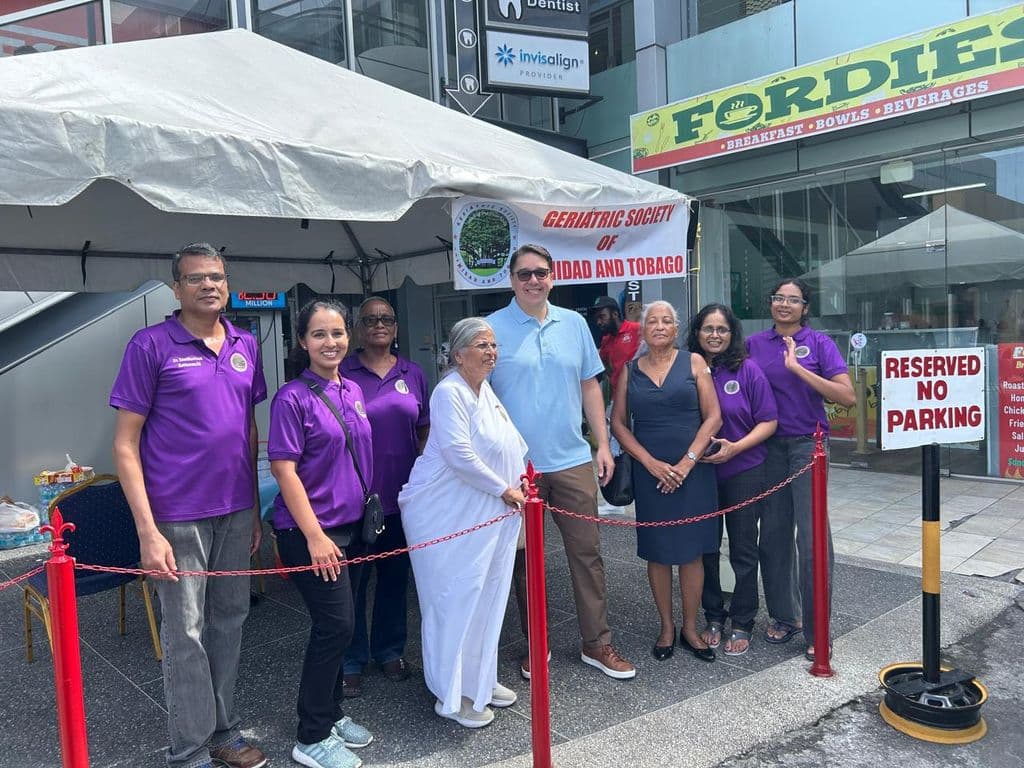 Geriatric Society hosts flu vaccination drive in Diego