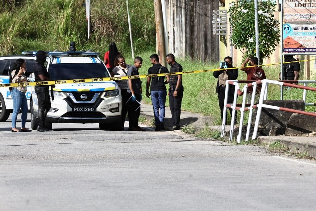 Two killed in police shooting after Facebook Marketplace robbery