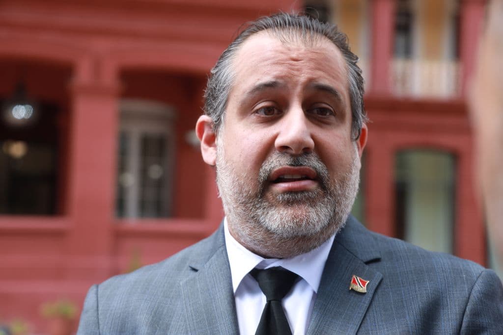 Transport minister holds talks in Barbados on air connectivity